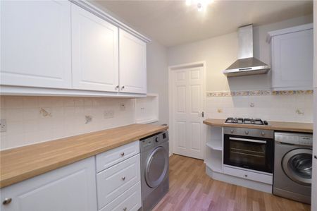 12, Garth Drive, Moortown, Leeds, LS17 5BE - Photo 3