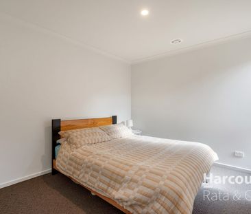 Stylish Living with Everyday Convenience at Your Doorstep - Photo 6