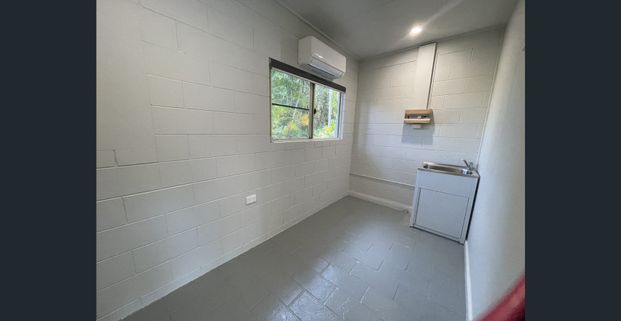 Feel the Ocean Breezes! - Photo 1