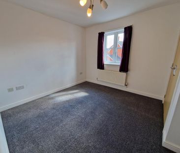 2 bedroom coach house to rent - Photo 5