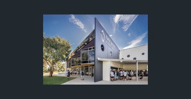 Stylish Family Home Perfectly Positioned for Lifestyle and Leisure – GARDENING INCLUDED - Photo 1