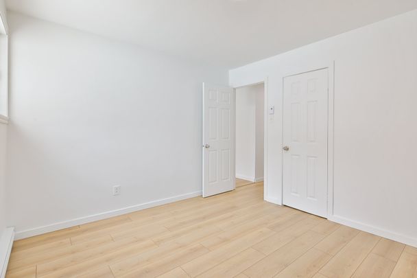 Appartement - 4-740 Rue Brodeur - Photo 1