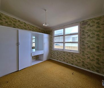 Charming 3-Bedroom Home Close to Town & Sporting Fields - Photo 2