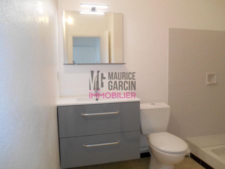 A LOUER - APPARTEMENT BEAUMES DE VENISE - 2 pièces 43.47m² - Photo 5