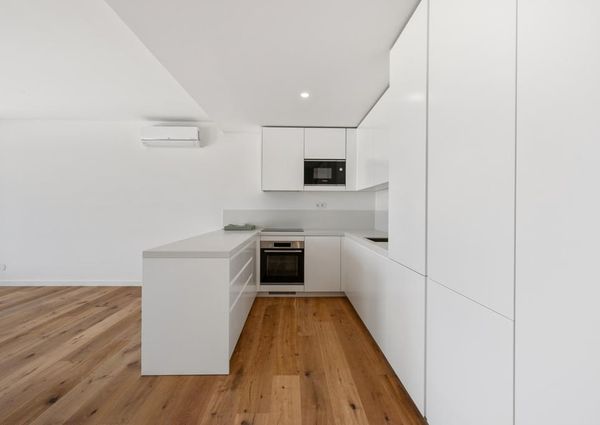 3 Bedroom Apartment with a view, Dafundo Centro, Oeiras