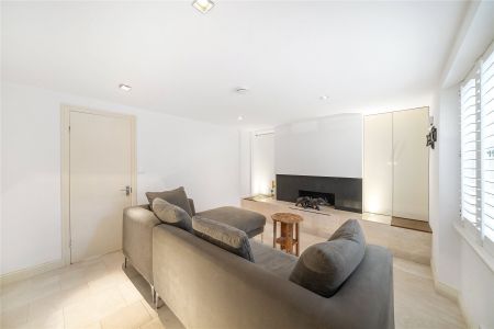 Pelham Street, London, SW7 flat to rent - Photo 2