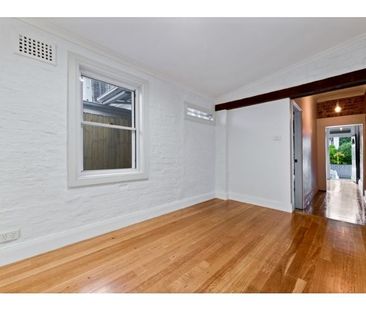 Terrace in Central Locale - Photo 1