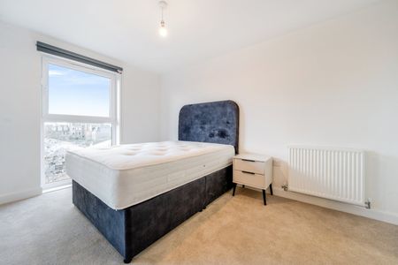 3 bedroom apartment to rent - Photo 3