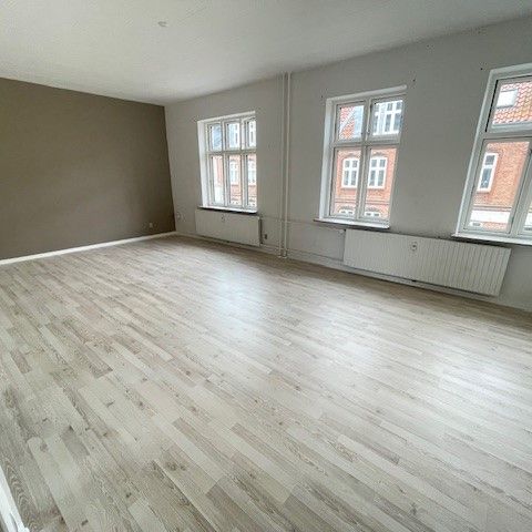 Vejle - Centrum, lys 2vær lej m/balkon - Foto 1