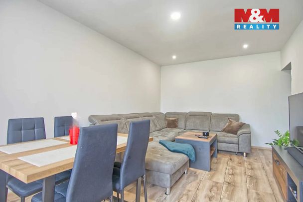 Pronájem bytu 2+1 56 m² - Фото 1