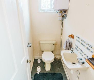 4 bedroom detached house to rent - Photo 6