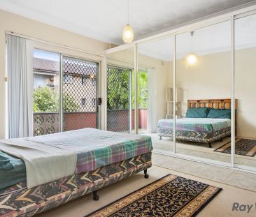 Neat & Tidy residence - Ideal sunny aspect - Photo 6