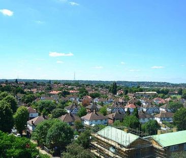 Bromley Road, London, SE6 - Photo 3