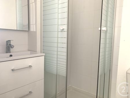 Location Appartement 2 pièces 33m² MARSEILLE 7ème - Photo 5