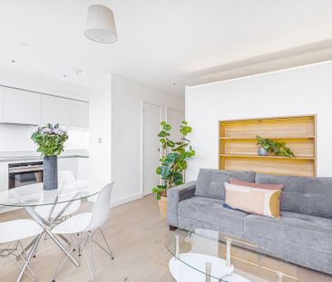 Studio to rent - Photo 6