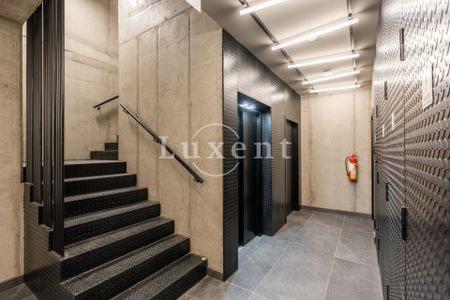 Pronájem bytu 1+kk a garsoniéry 50 m², Pechlátova 367, Praha - Фото 2