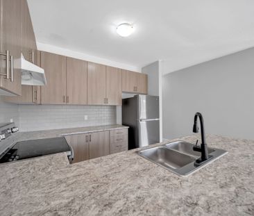 For Lease - 793 Spillsbury Drive, Peterborough, Ontario - Photo 4