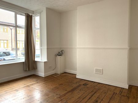 4 bedroom terraced house to rent - Photo 2