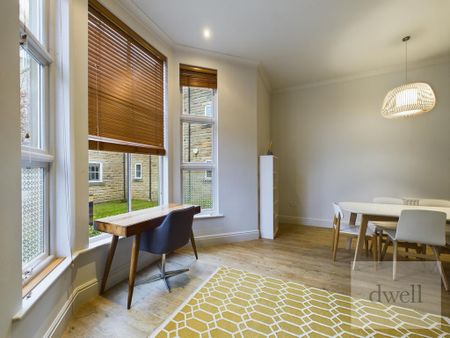 2 bedroom flat to rent - Photo 3