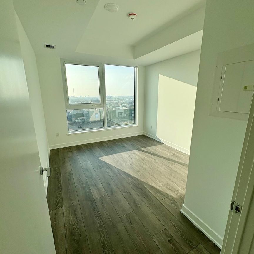 For Lease - 1007 The Queensway Street Unit# 1020, Toronto, Ontario - Photo 1