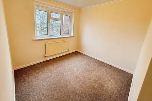 Fellowes Gardens, Peterborough - Photo 1