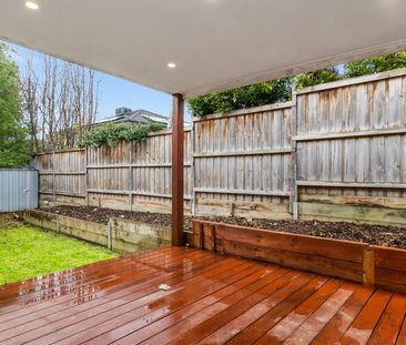 Three Bedroom Townhouse - Photo 5