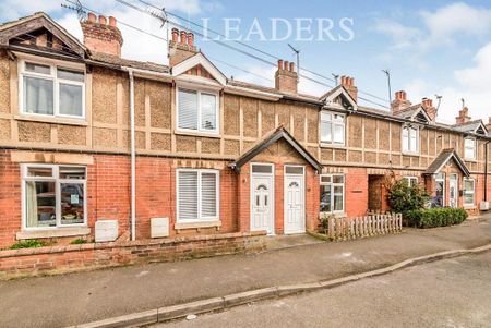 2 bedroom terraced house to rent - Photo 4
