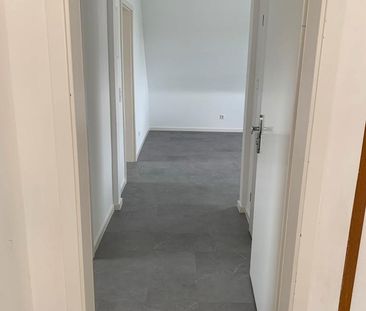 Sanierte Dachgeschosswohnung+ Dachboden in Rüsselsheim am Main - Foto 1