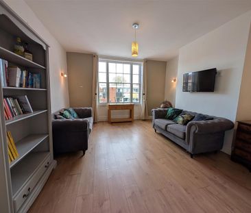 2 bedroom semi-detached house to rent - Photo 2