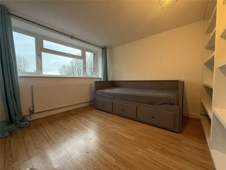 Town Park, Crediton, Devon, EX17 - Photo 4