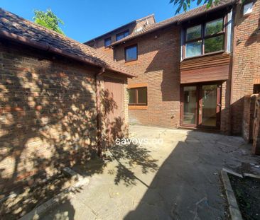 3 bedroom semi-detached house to rent - Photo 3