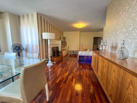 3 room luxury Flat for rent in Porto, Portugal - Photo 5