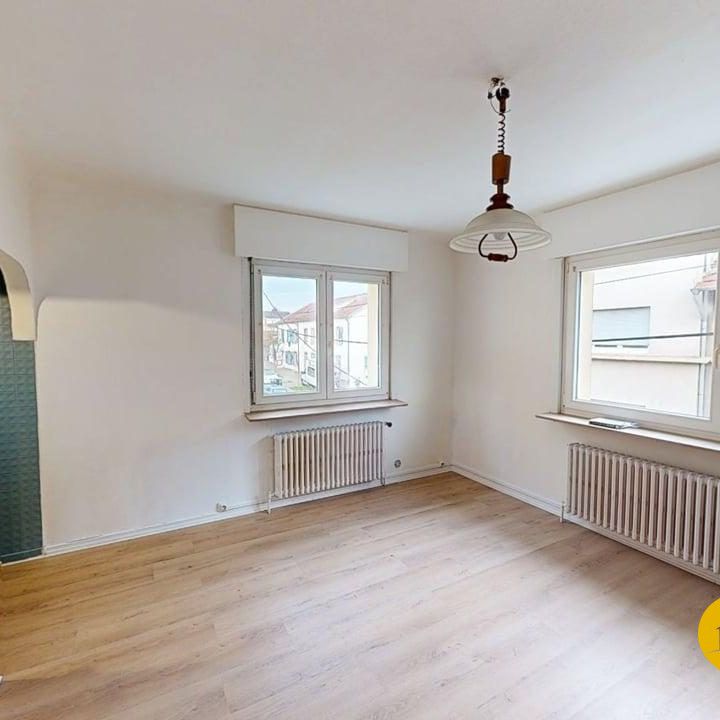 Location Appartement 3 pièces 83m² STIRING WENDEL 57350 - Photo 1