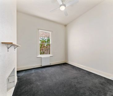 Architecturally Designed For Comfort - Photo 2