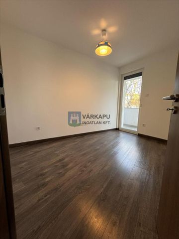 Kiadó luxus lakás - Székesfehérvár - Photo 4