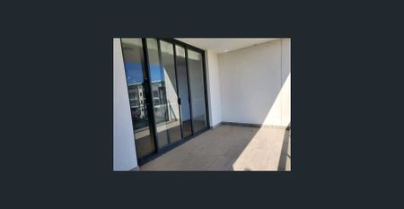 Two Bedroom Apartment For Lease - Photo 3