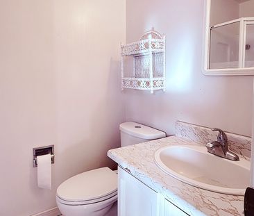 For Lease - 39 - 653 Village Parkway Unit# 39, Markham, Ontario - Photo 1