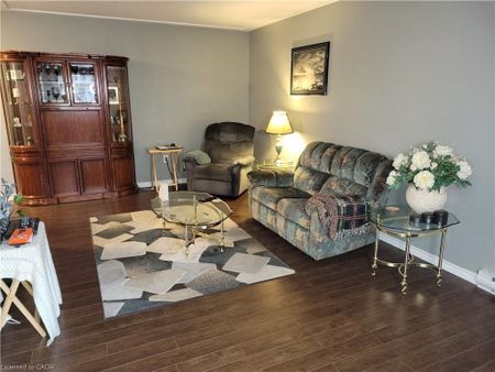 For Lease - 11 Woodman Drive Unit# 210, Hamilton, Ontario - Photo 4