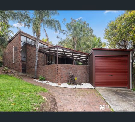 17 Conington Crescent, Morphett Vale, SA 5162 - Photo 1