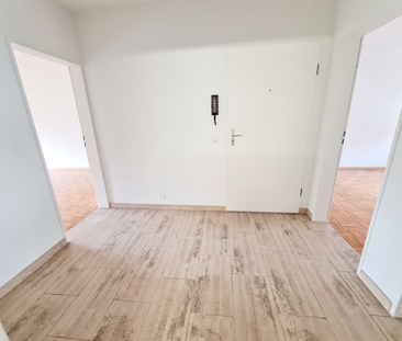 "Helle 3.5-Zimmerwohnung mit Ausblick ins Grüne" - Photo 4