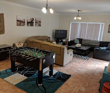 Malvern East - Photo 1