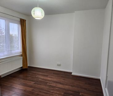 2 Bed Maisonette, Leyburn Gardens, CR0 - Photo 4