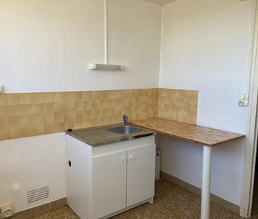 Location Appartement 2 pièces 46m² - Photo 4