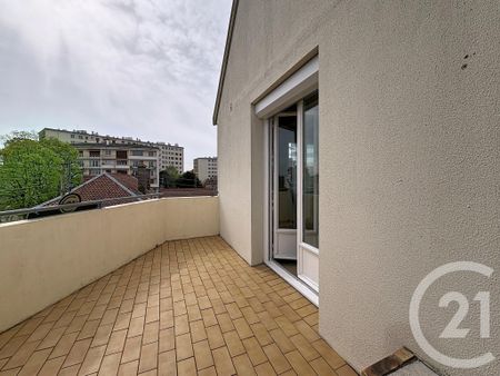 Location Appartement 3 pièces 78m² TROYES 10000 - Photo 3