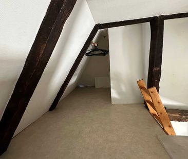 A LOUER STUDIO MEUBLE HÔTEL DU LION NOIR EN PLEIN CŒUR DU CENTRE-VI... - Photo 1