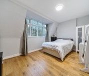 4 bedroom flat to rent - Photo 3