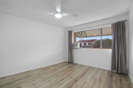 33/224 Marine Parade, Labrador QLD 4215 - Apartment For Rent - $750 | Domain - Photo 2