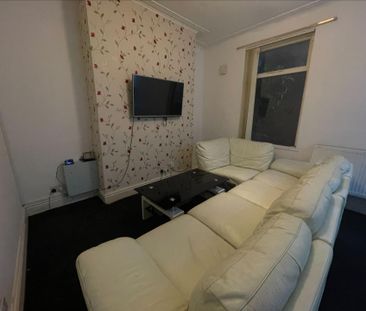 Grosvenor Road, Liverpool - Photo 1