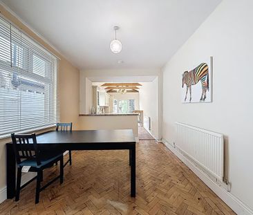 4 bedroom terraced house to rent - Photo 3