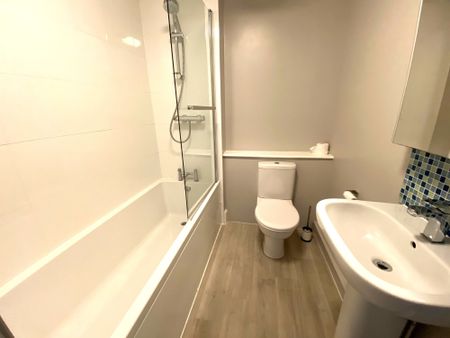 2 bed flat to rent in Kenilworth Road, St Leonards-On-Sea, TN38 - Photo 4
